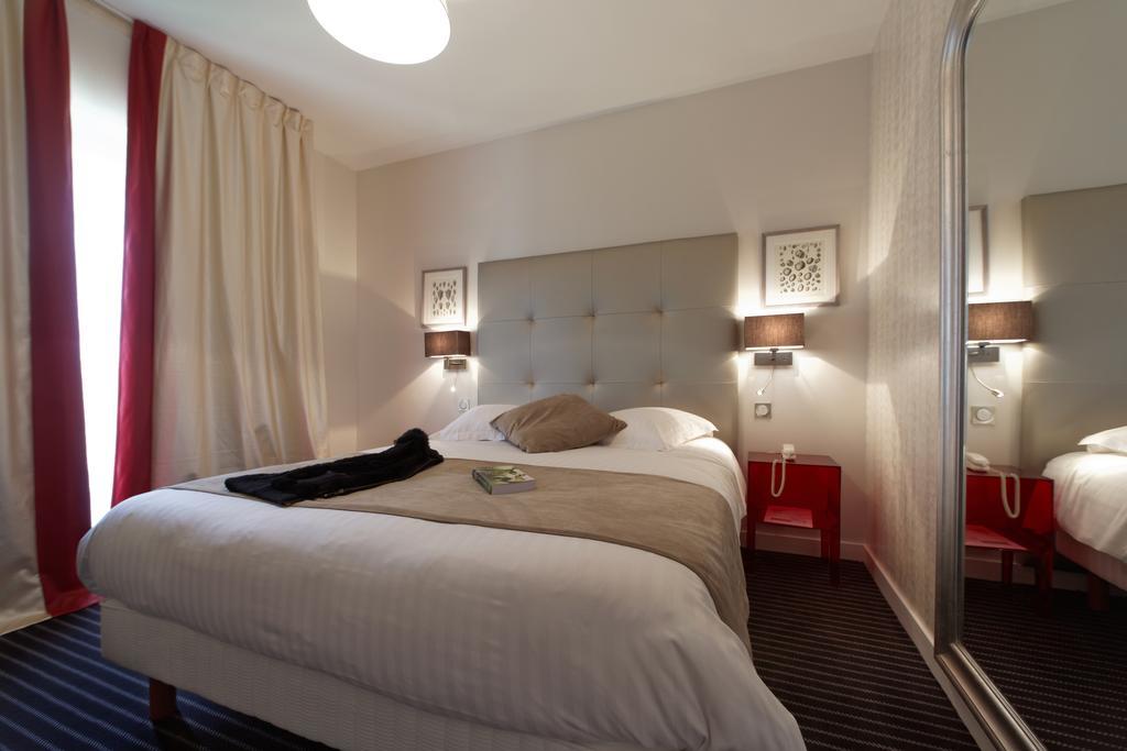 Hotel La Residence Des Artistes Roscoff Rom bilde